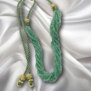 Collier de Perles Vert d’Eau – Élégance Artisanale Marocaine