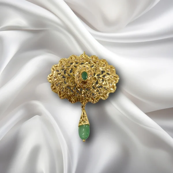 Bijoux marocains artisanaux – Broche élégante ornée d’émeraude scintillante